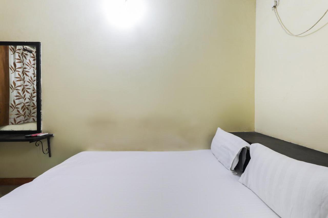 Spot On 48832 Balaji Parisar Hotel Ujjain Exterior foto