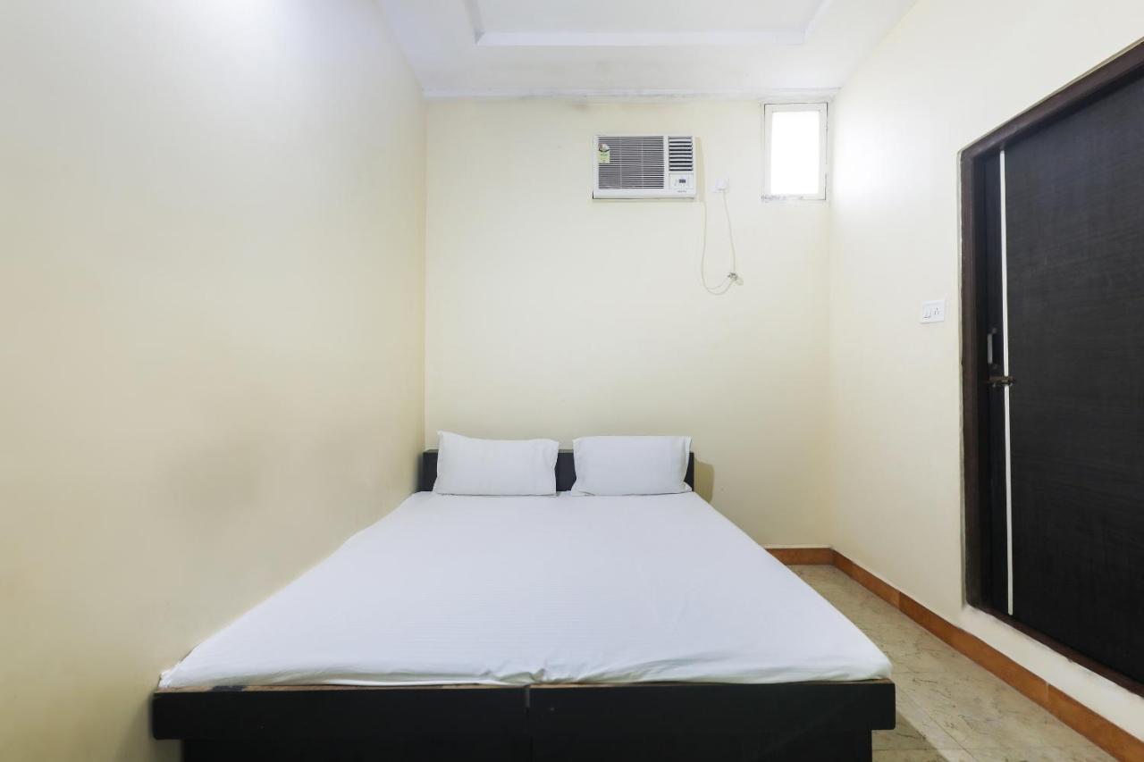 Spot On 48832 Balaji Parisar Hotel Ujjain Exterior foto